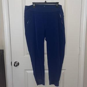 Adidas women’s XL stretch joggers (navy)